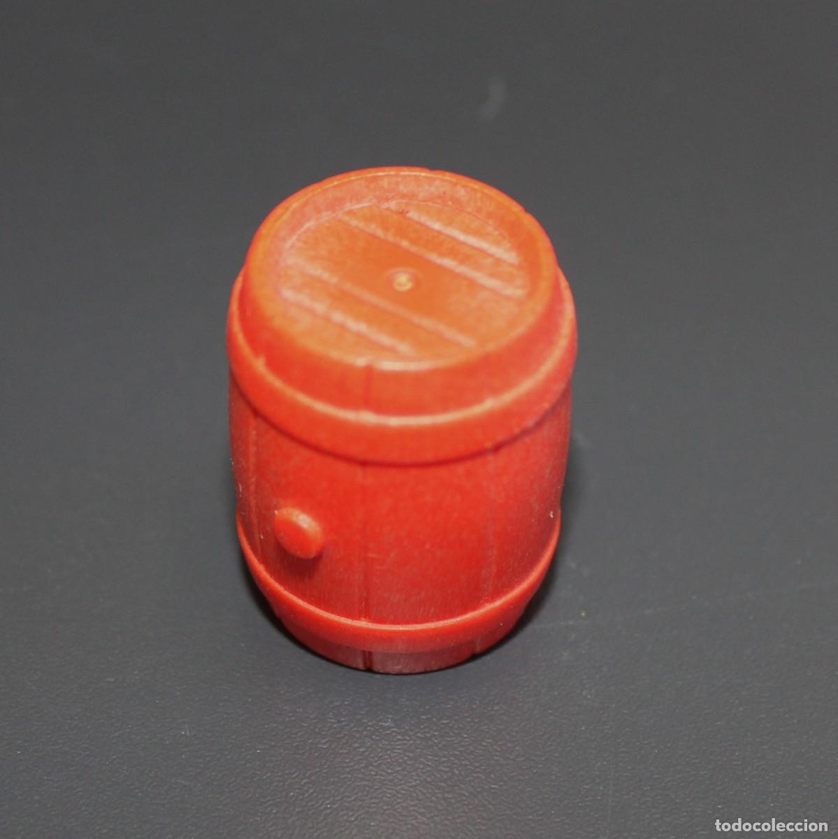 Playmobil: Playmobil ref. 3940 Bid&oacute;n o barril de color rojo 30 08 3430