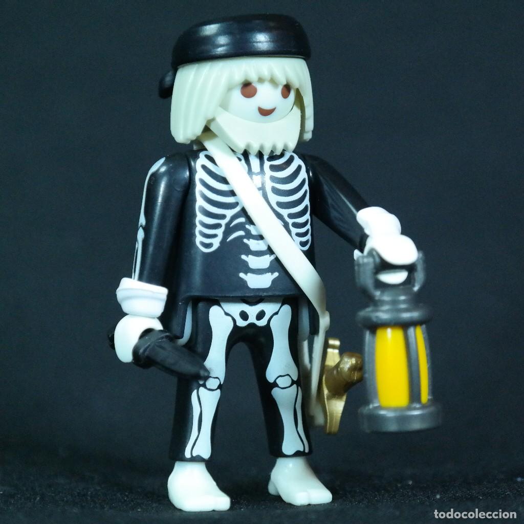 Playmobil: Playmobil pirata fantasma con farol ☼