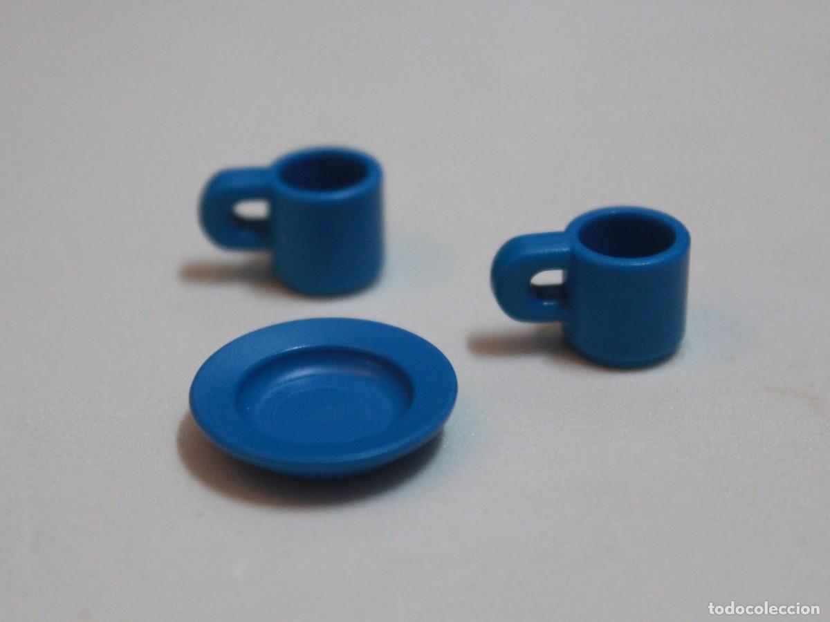 Playmobil: Accesorio Playmobil lote de vajilla azul con dos tazas y un plato