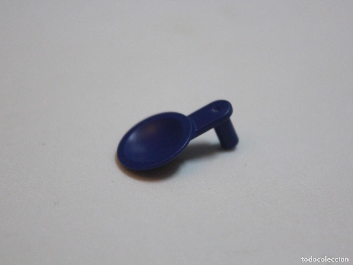 Playmobil: Accesorio Playmobil sart&eacute;n azul original para cocina y camping