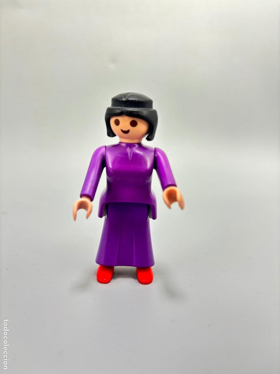 Playmobil: Playmobil figura mujer con traje morado