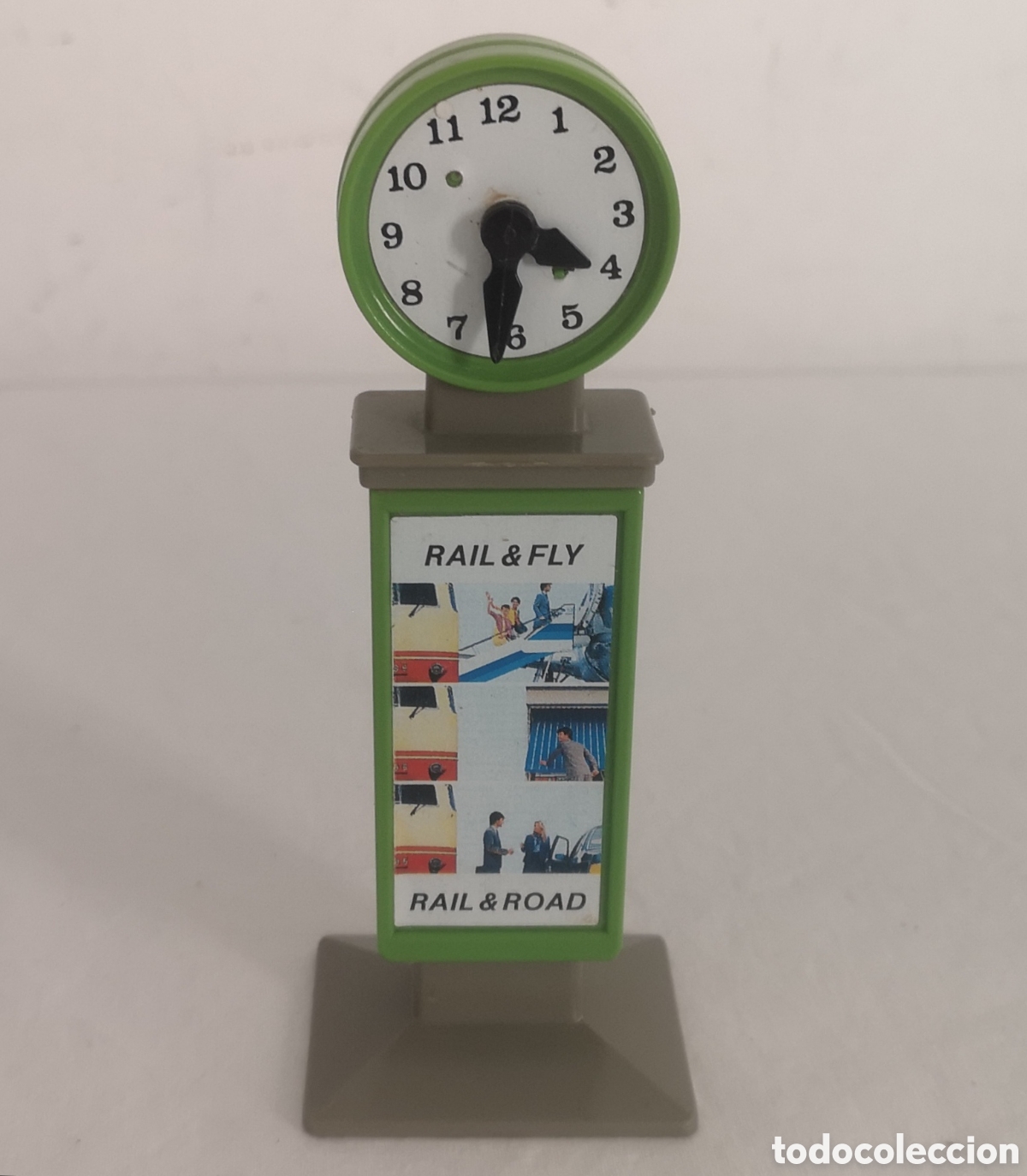 Playmobil: PLAYMOBIL RELOJ ESTACI&Oacute;N A&Ntilde;OS 80