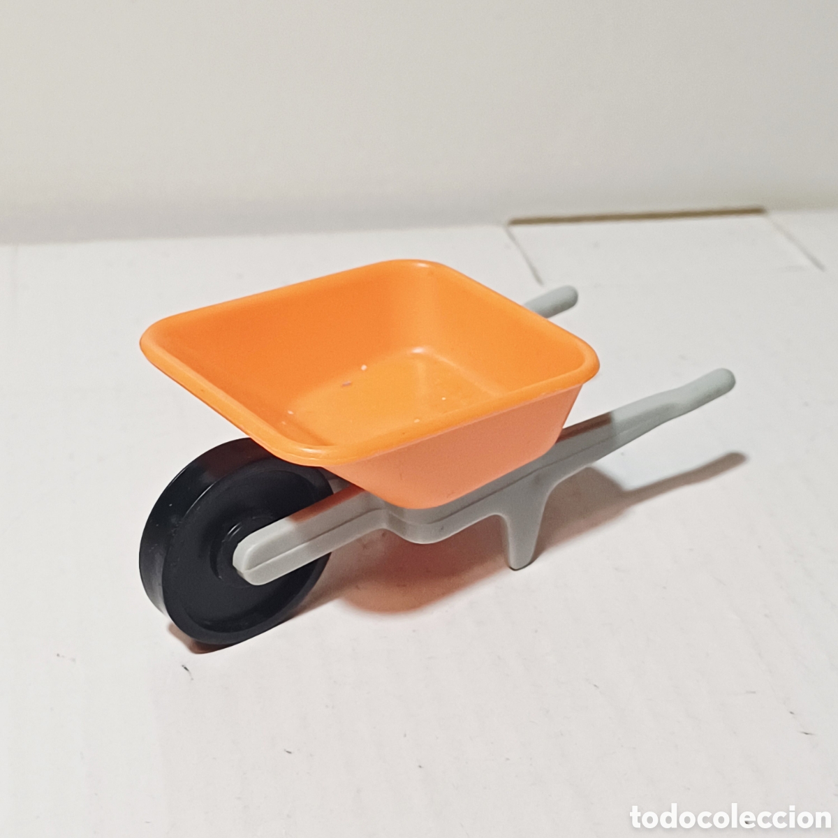 Playmobil: Pieza playmobil antigua carretilla naranja famobil obra carretera alba&ntilde;il