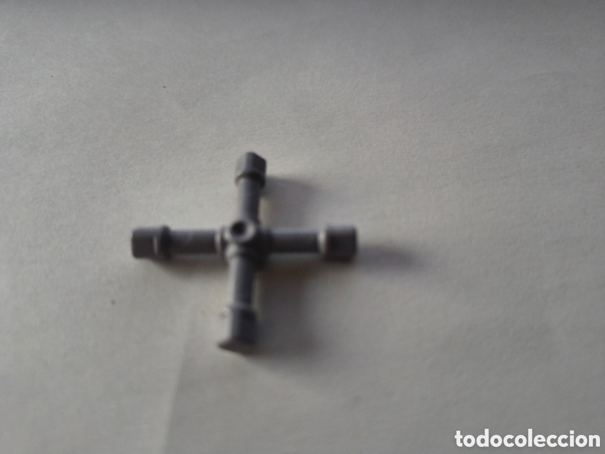 Playmobil: LLAVE DE TUBO PARA RUEDAS COCHE. TALLER MECANICO.