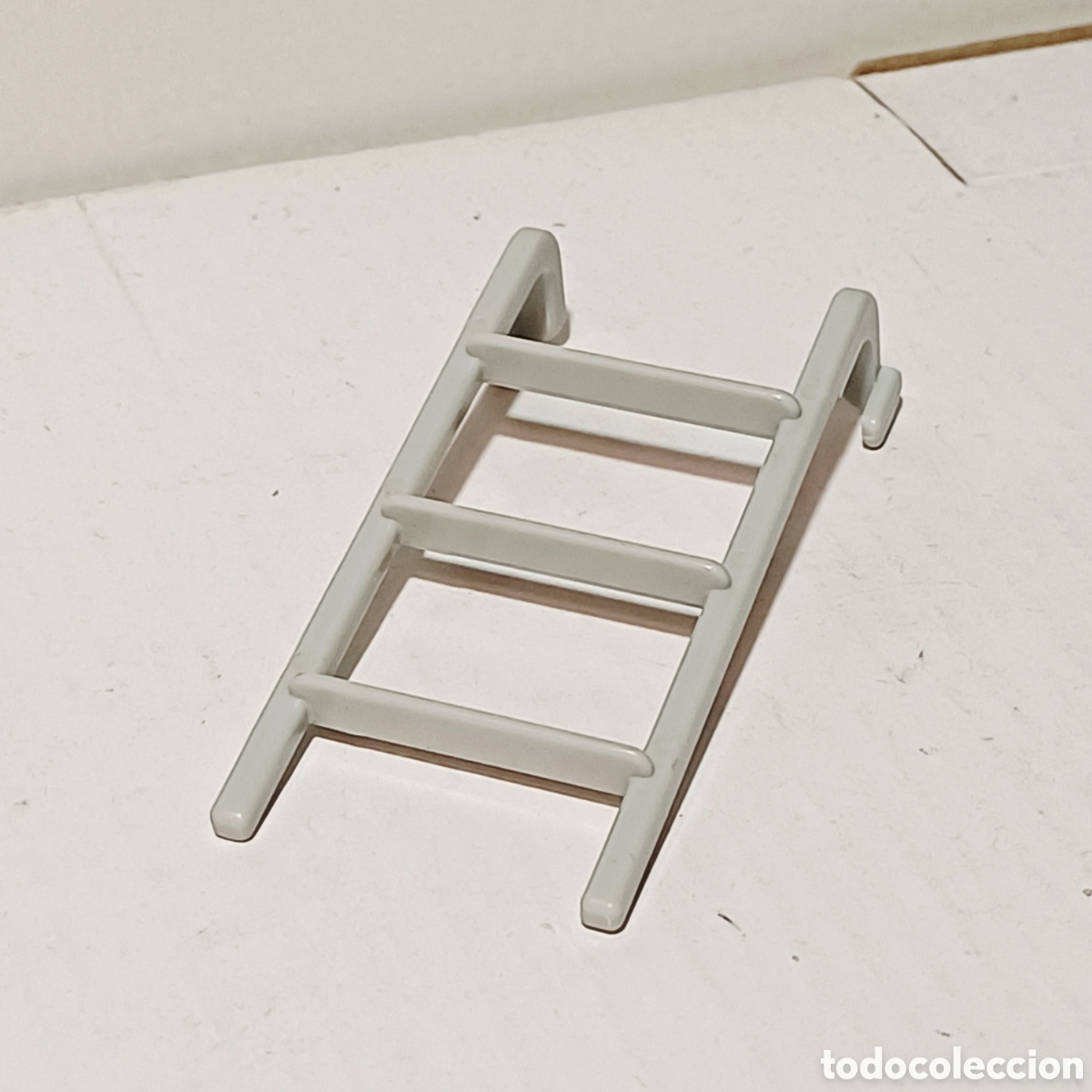 Playmobil: Pieza Playmobil escalera gris claro 3 pelda&ntilde;os camion grua bomberos yate barco ref. 3527 3525 3526