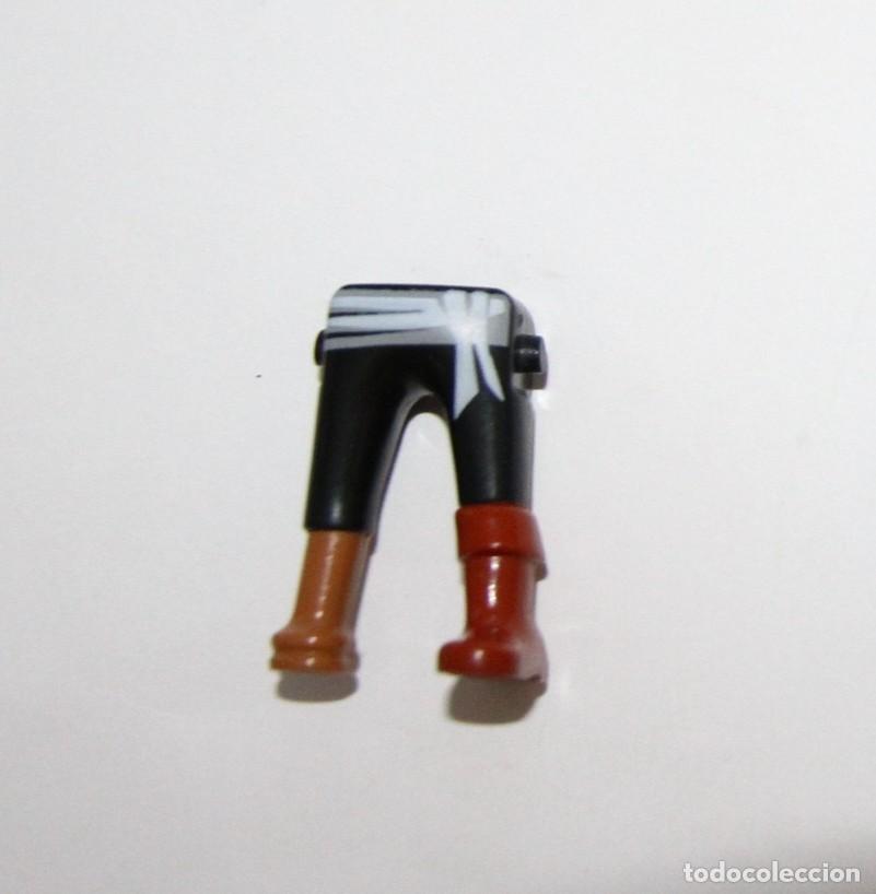 Playmobil: PLAYMOBIL MEDIEVAL PIERNAS ESQUELETO FIGURA CIUDAD BOTAS PIRATA CABALLERO