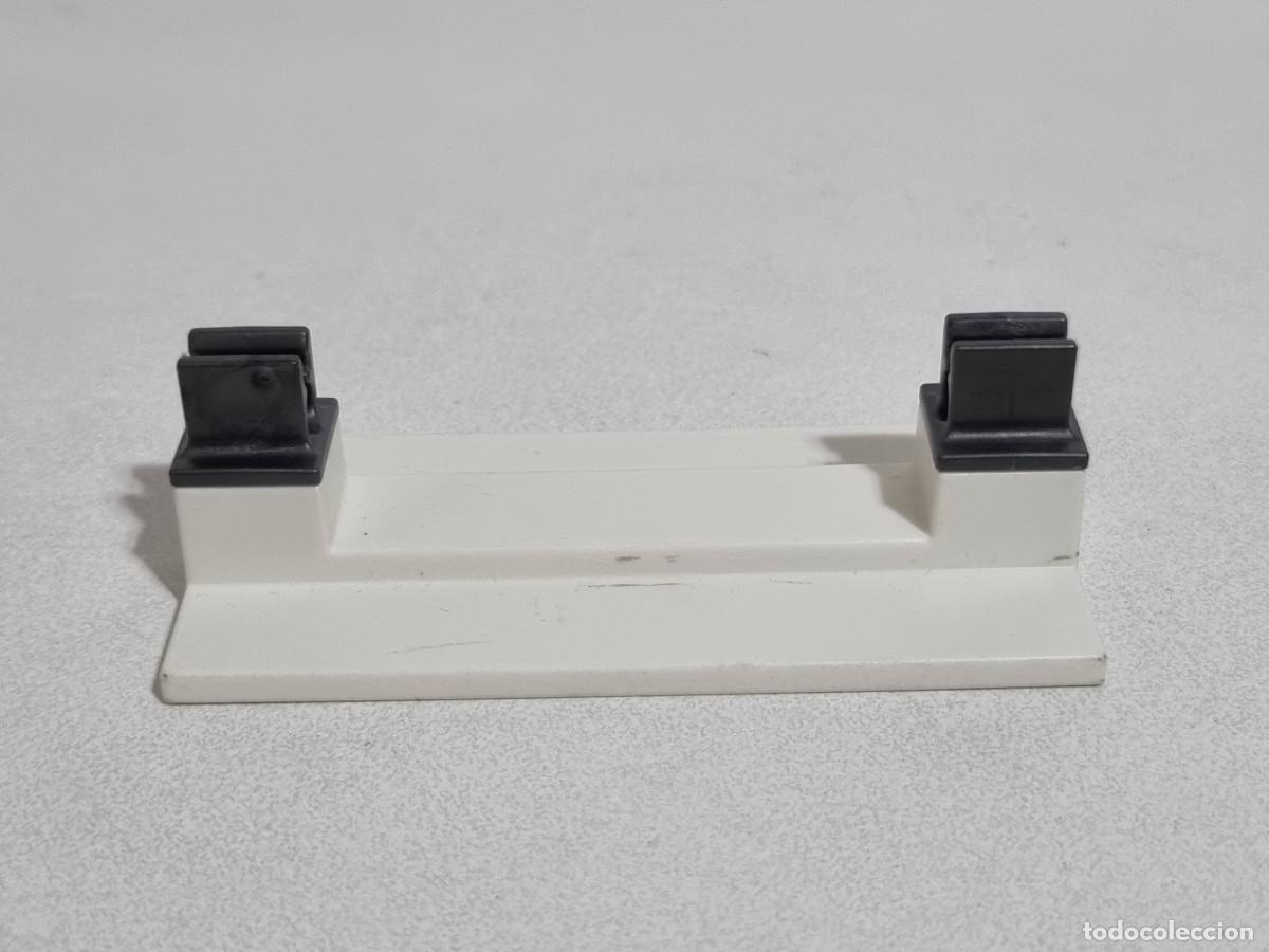 Playmobil: Playmobil 3930 Base Soporte Pieza Cartel Letrero Formula 1 Uno Coche Carrera
