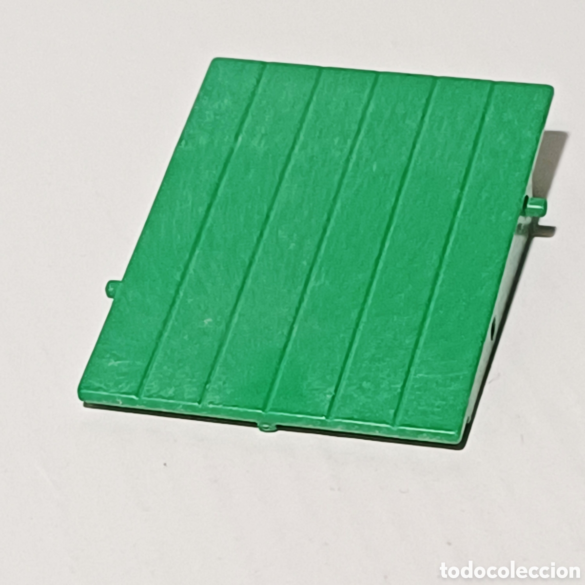 Playmobil: Pieza playmobil N&deg; 3227650 trampilla puerta techo tejado verde medieval granja ref. 5529 4491 5005