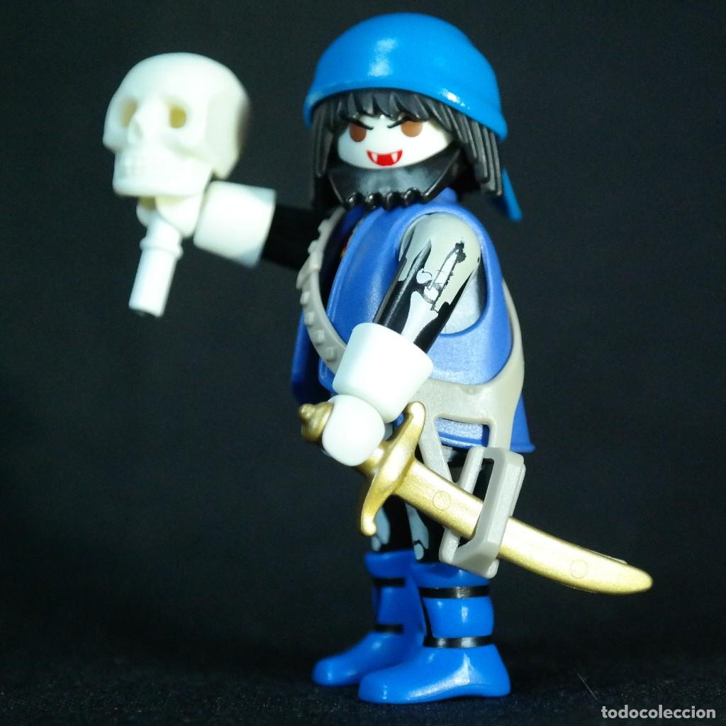 Playmobil: Playmobil pirata fantasma con calavera ☼