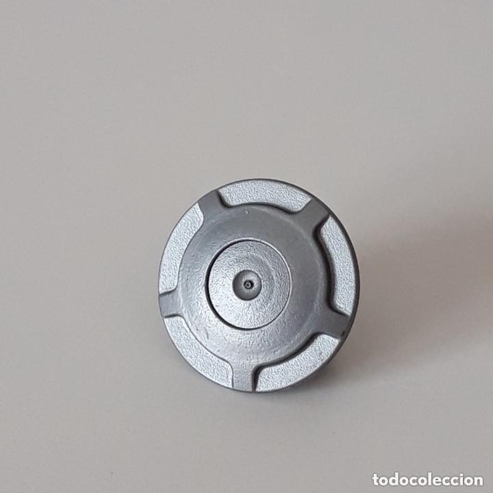 Playmobil: PLAYMOBIL TAPACUBO GRIS PLATEADO RUEDA VEH&Iacute;CULO EMBELLECEDOR LLANTA COCHE