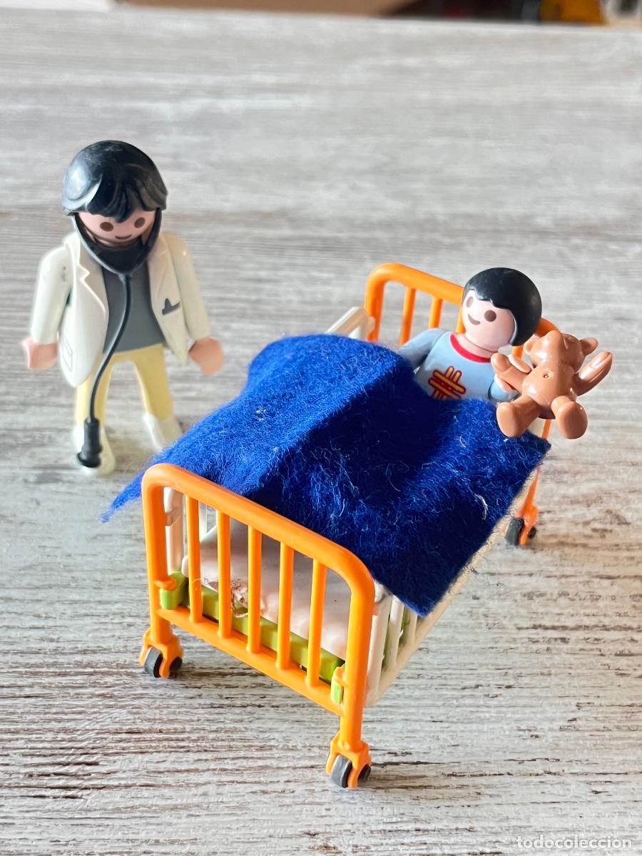 Playmobil: 4406 M&eacute;dico con ni&ntilde;o cama de hospital con accesorios Playmobil