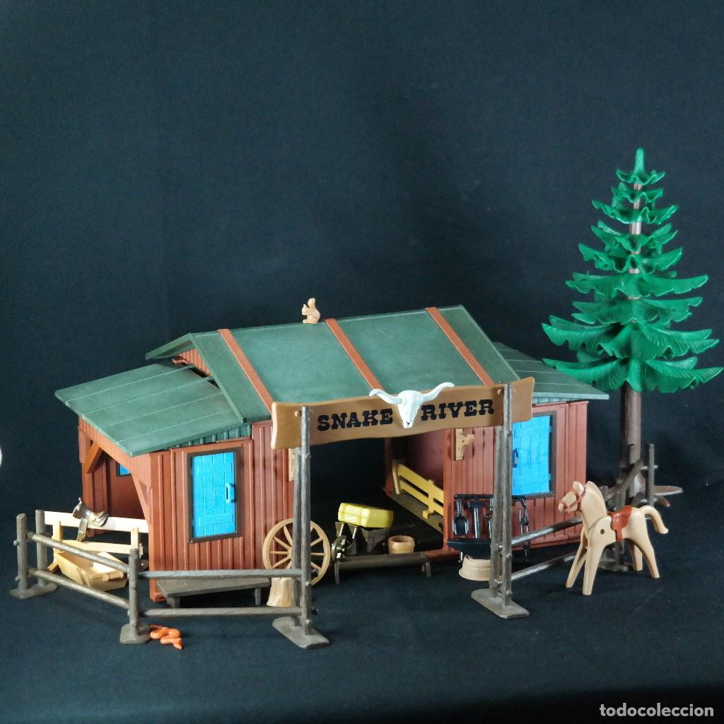 Playmobil: Playmobil rancho Snake River con vallado, pino alto y accesorios ☼