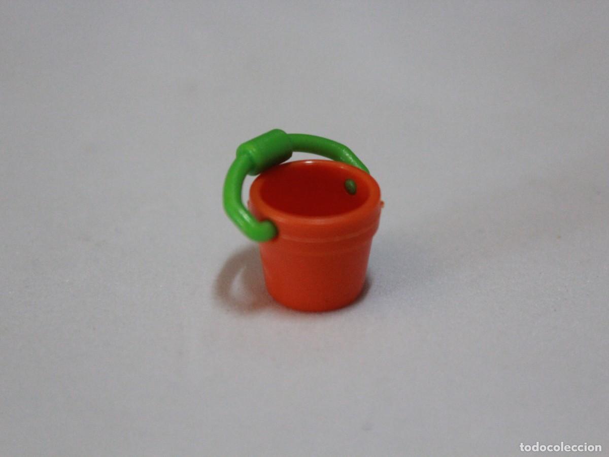 Playmobil: Playmobil cubo naranja con asa verde accesorio granja playa limpieza