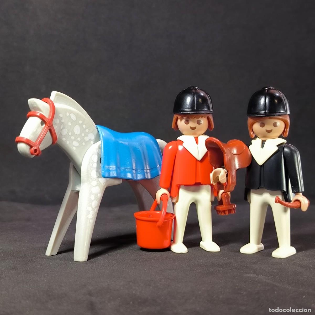 Playmobil: Playmobil jinetes con caballo ☼