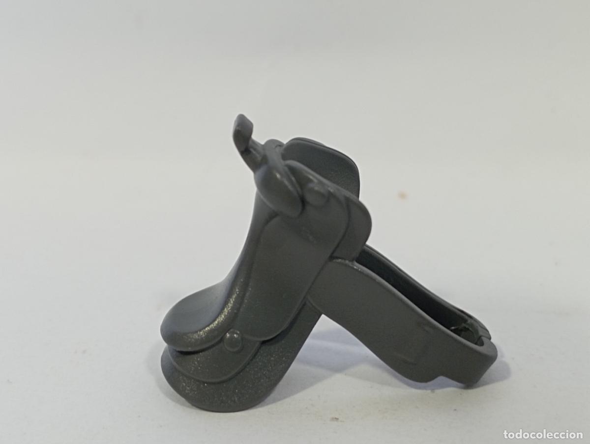 Playmobil: PLAYMOBIL SILLA DE MONTAR CABALLOS ANIMALES OESTE ---- 3&ordf; GENERACI&Oacute;N--GRIS OSCURO