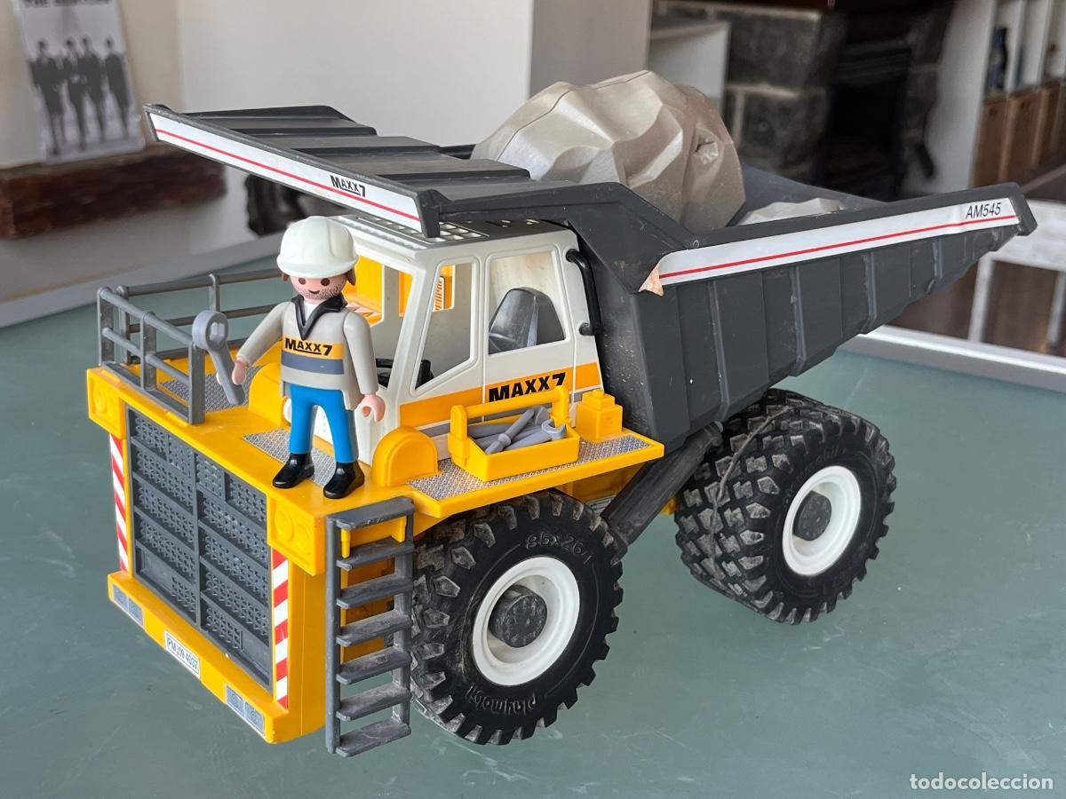 Playmobil: 4037 Cami&oacute;n volquete pesado con accesorios Playmobil