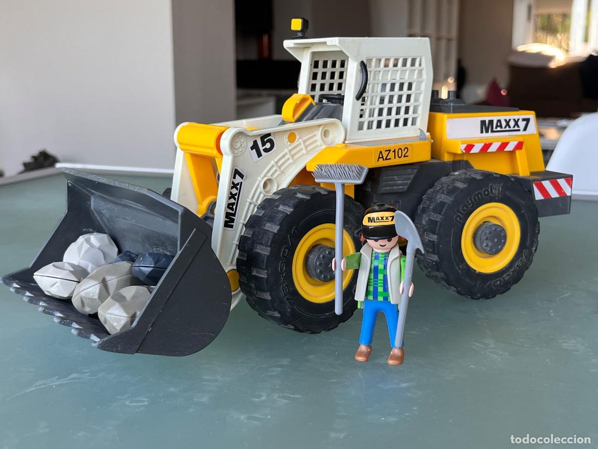 Playmobil: 4038 Cami&oacute;n mega cargadora excavadora maxx7 con accesorios Playmobil