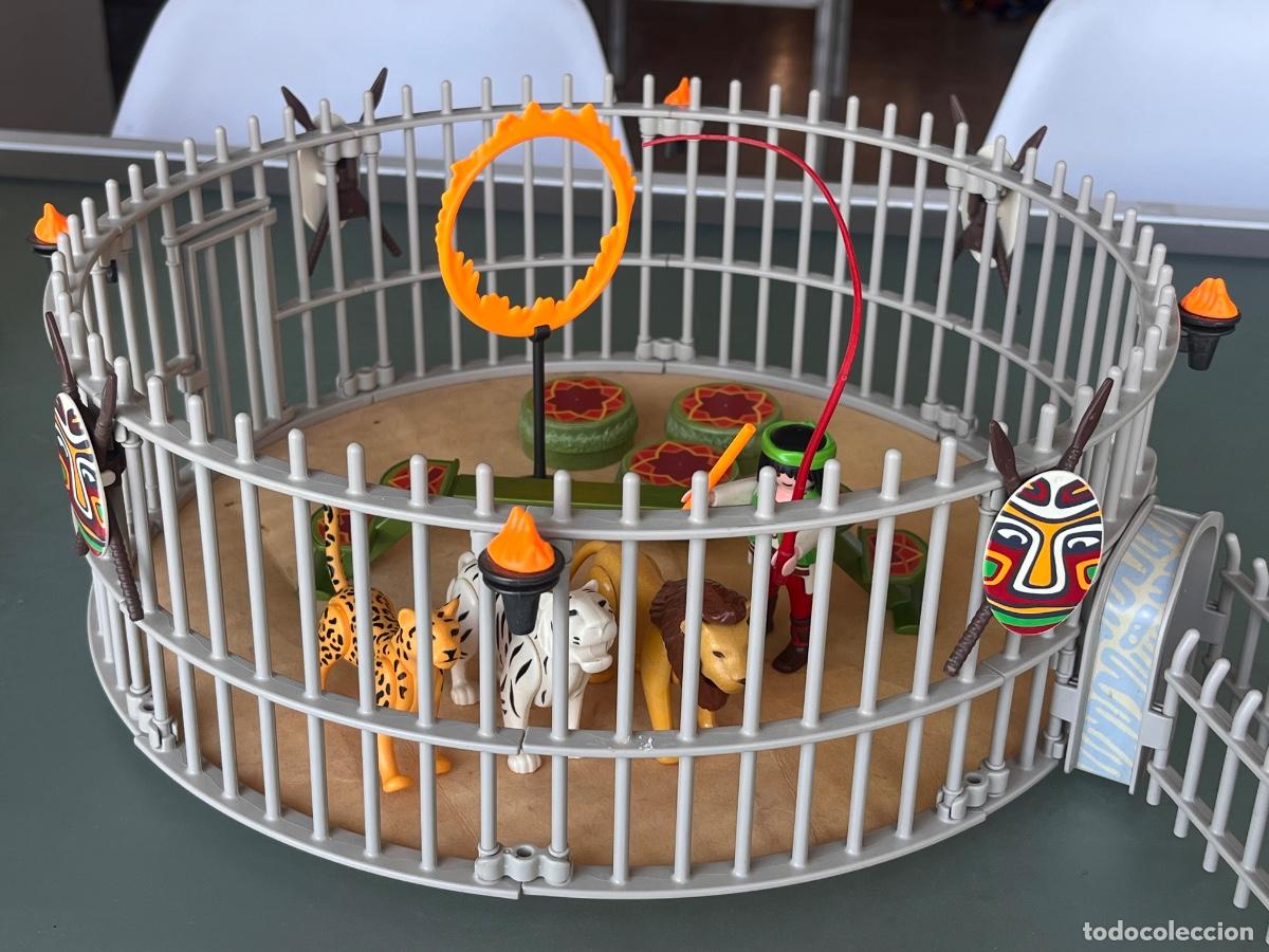 Playmobil: 4233 Jaula de leones y domador de fieras de circo con accesorios Playmobil