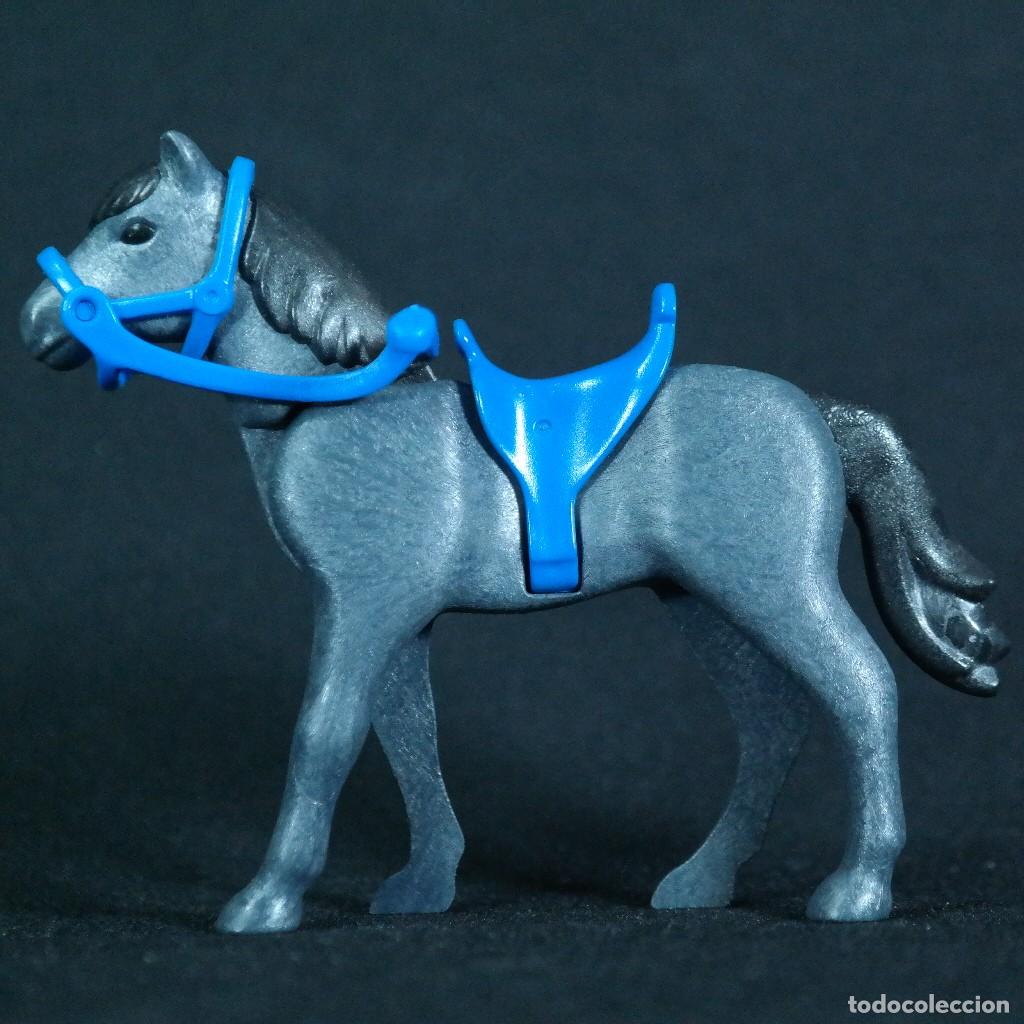Playmobil: Playmobil caballo con montura celeste☼