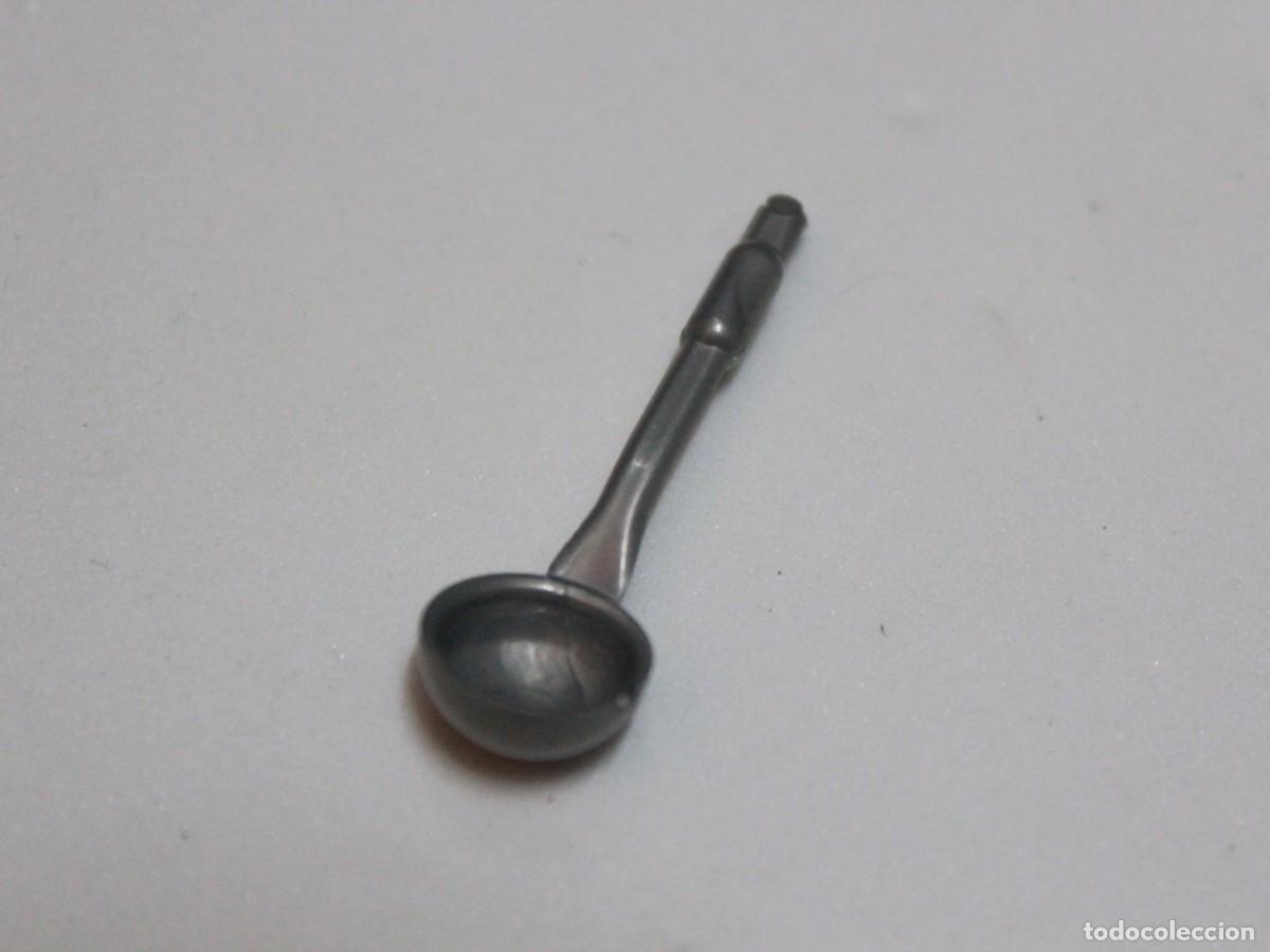 Playmobil: Playmobil accesorio cuchar&oacute;n gris cocina medieval caldero