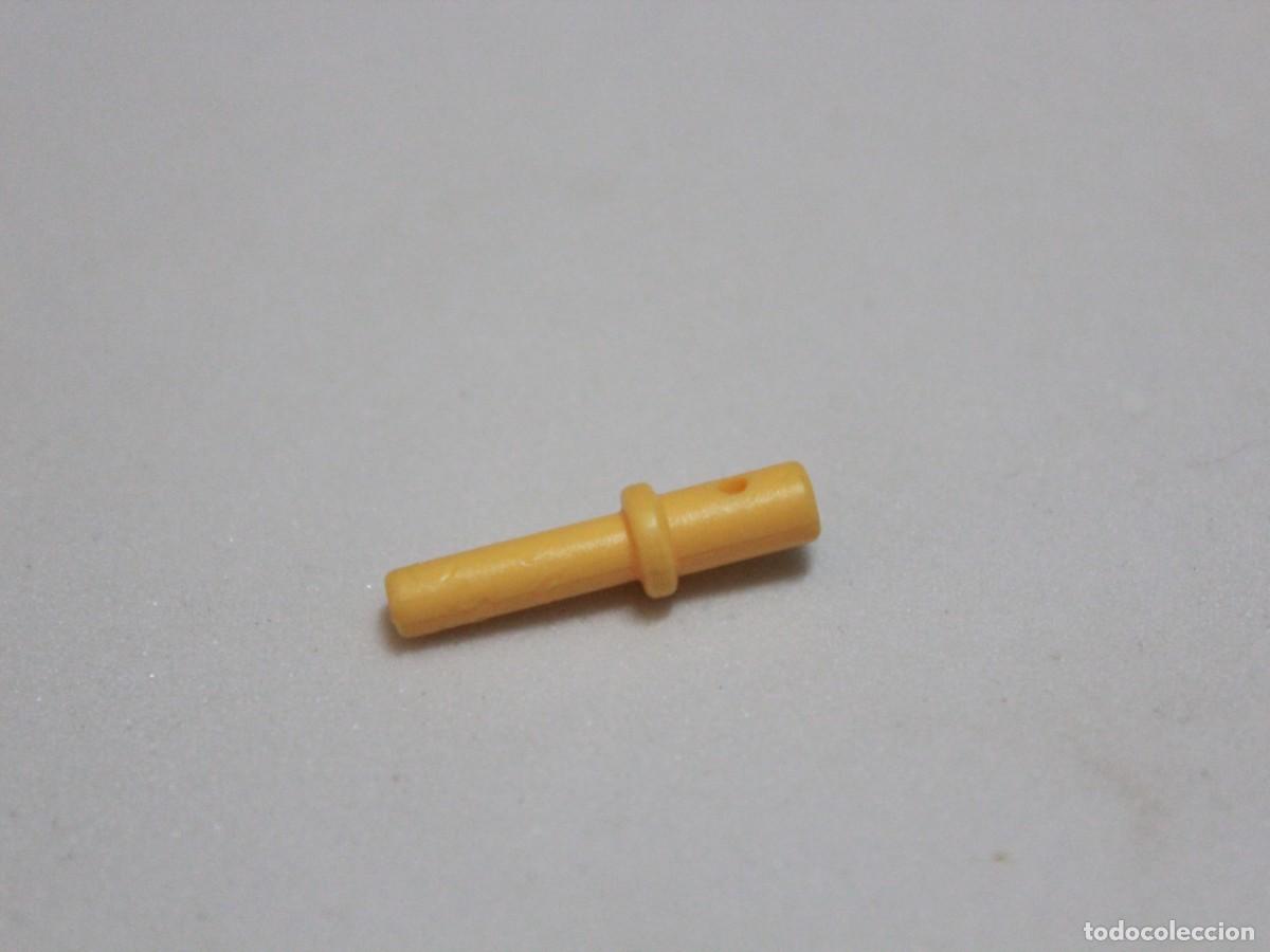 Playmobil: Playmobil accesorio eje con pasador beige recambio veh&iacute;culo