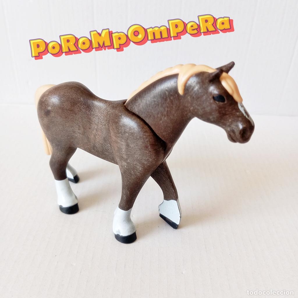 Playmobil: PLAYMOBIL CABALLO MODERNO MARR&Oacute;N MANCHA PATA BLANCA CRIN BEIGE OESTE GRANJA MEDIEVAL ROMANO CBL