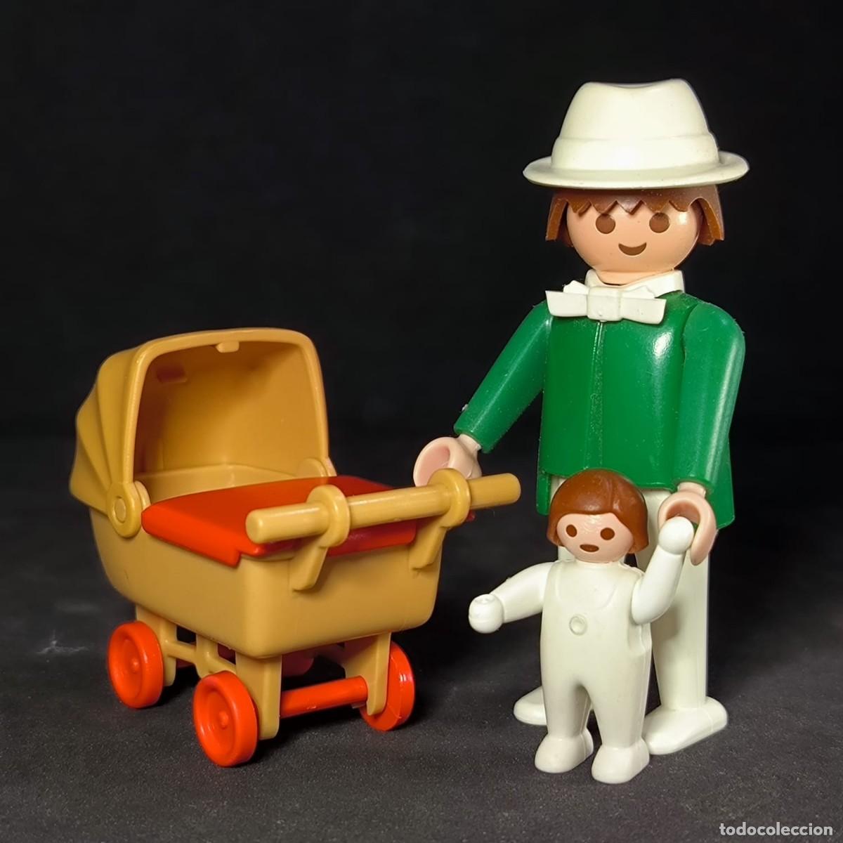 Playmobil: Playmobil padre con bebe y cochecito☼