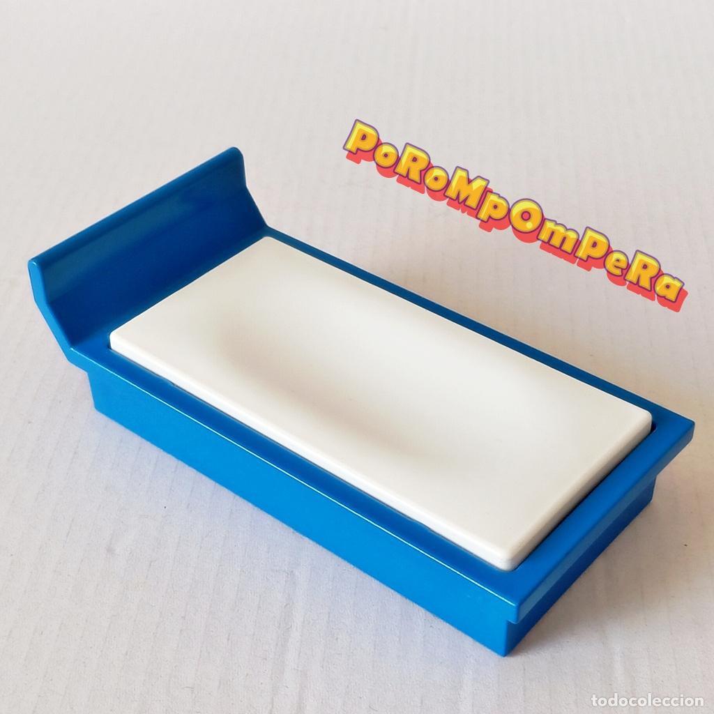 Playmobil: PLAYMOBIL CAMA AZUL CON COLCH&Oacute;N BLANCO CASA DE MU&Ntilde;ECAS 5167 SIMILAR 4284 70985 CG6