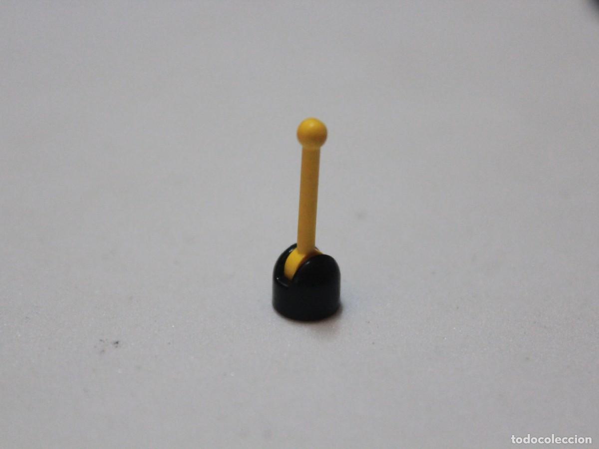Playmobil: Playmobil accesorio palanca de mando negra y amarilla cabina veh&iacute;culo