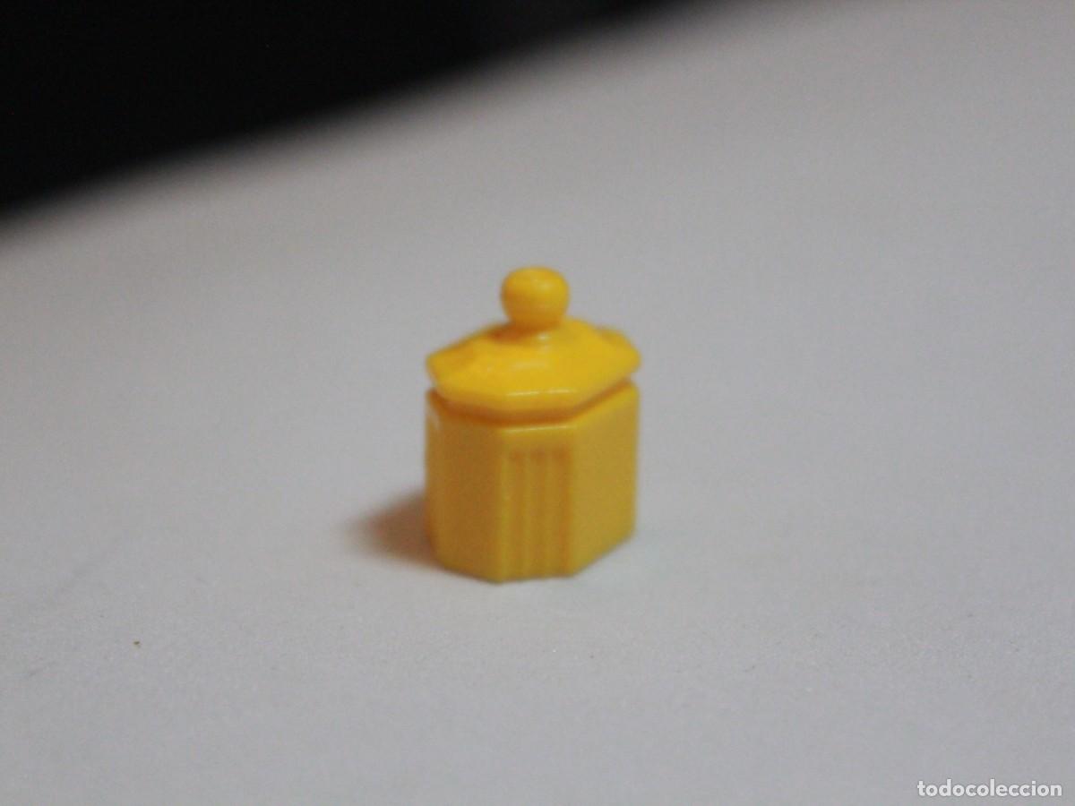 Playmobil: Accesorio playmobil tarro amarillo de perfume - Foto 2