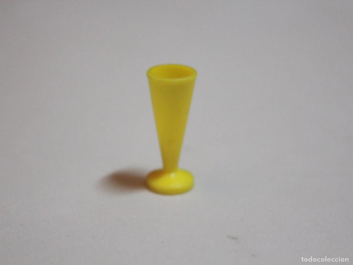 Playmobil: Accesorio playmobil copa amarilla cocina vajilla