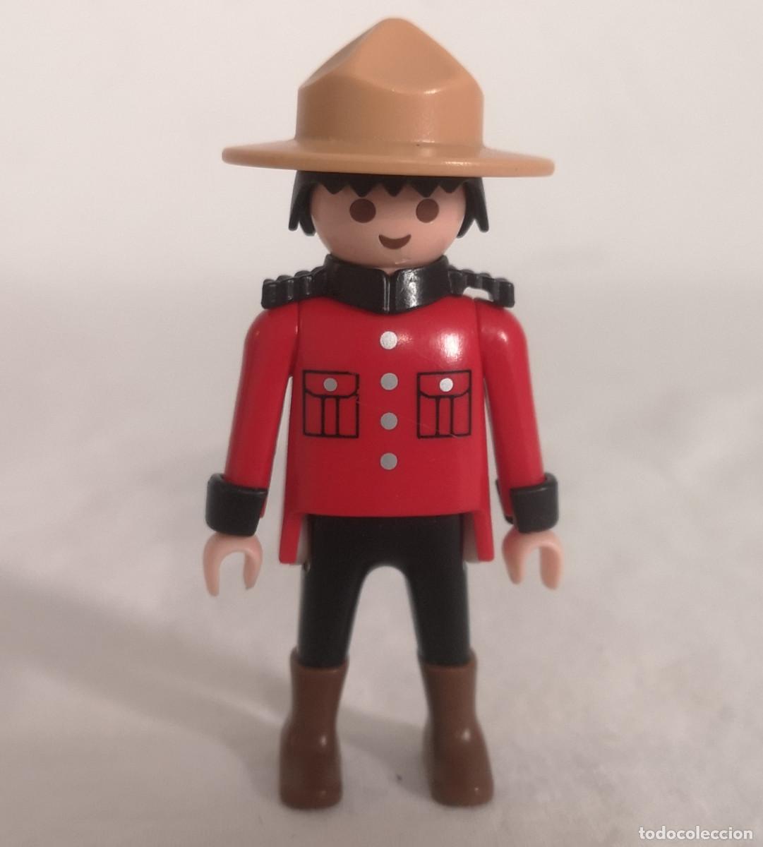 Playmobil: PLAYMOBIL POLIC&Iacute;A MONTADA CANAD&Aacute; GUARDABOSQUES