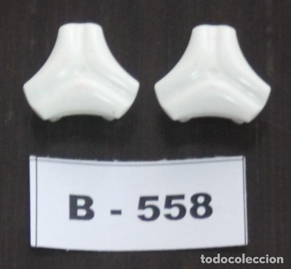 Playmobil: PLAYMOBIL 2 TAPACUBOS EMBELLECEDORES RUEDAS 3214 5569 5133 6875 COCHE RECAMBIOS REPUESTOS (B-558)