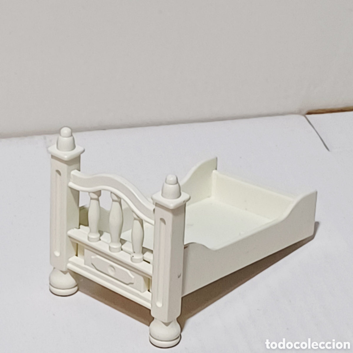 Playmobil: Pieza playmobil cama blanca dormitorio victoriano ni&ntilde;os city ciudad