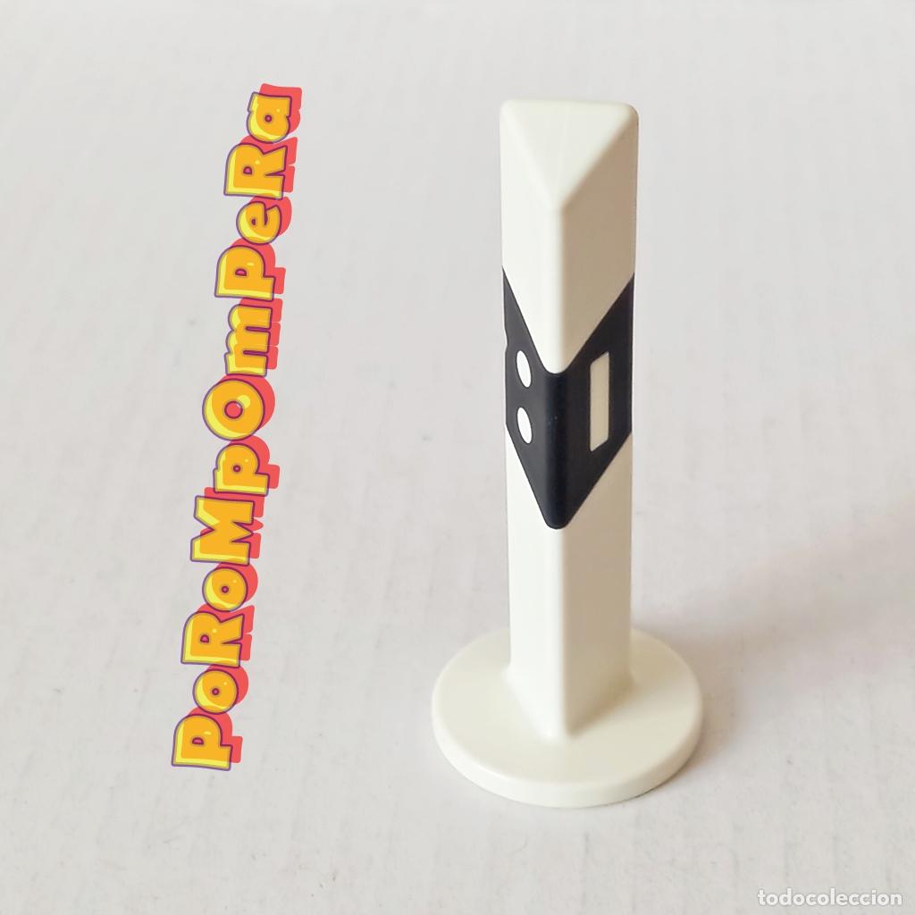 Playmobil: PLAYMOBIL HITO DE ARISTA 3257 4043 5029 POSTE SE&Ntilde;ALIZACI&Oacute;N CARRETERA SE&Ntilde;AL TRIANGULAR REFLECTANTE C5