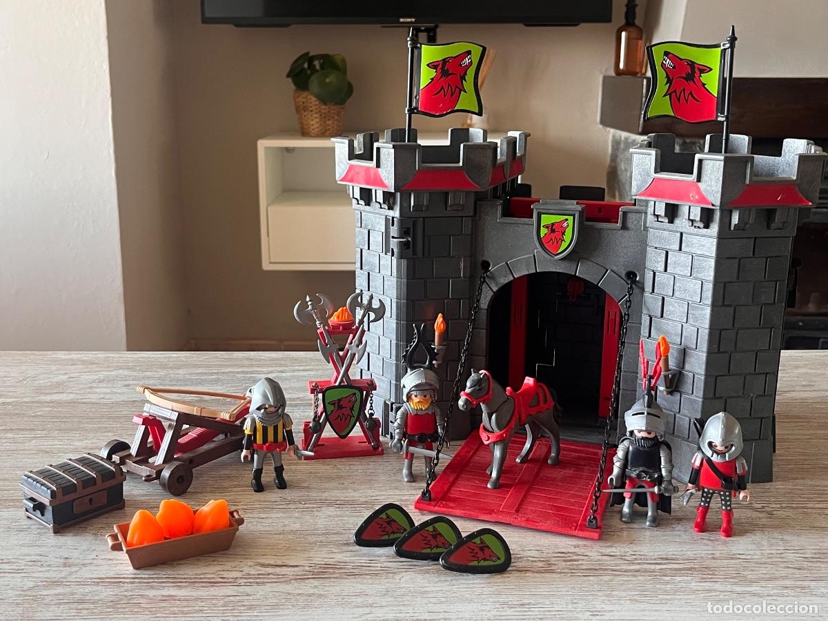 Playmobil: 4440 Castillo malet&iacute;n caballeros lobos con accesorios complemento Playmobil