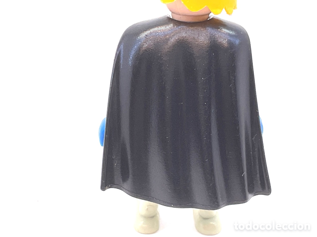 Playmobil: ACCESORIO PLAYMOBIL. CAPA NEGRA LARGA.