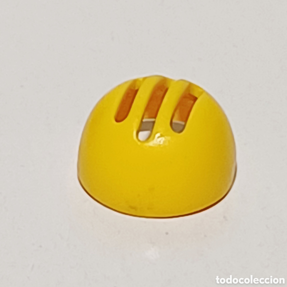 Playmobil: Pieza playmobil N&deg; 30070160 casco amarillo ni&ntilde;o bicicleta hockey skateboard ref. 3335 3709 3820 3945
