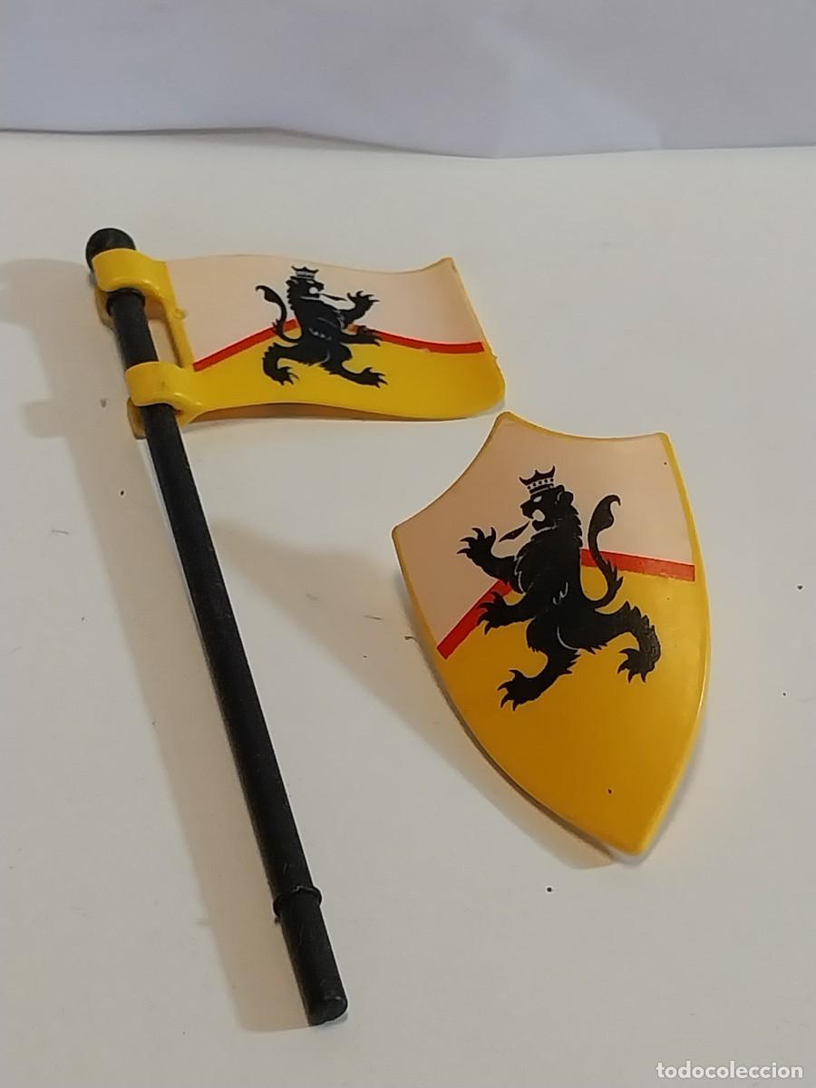 Playmobil: Playmobil escudo y bandera