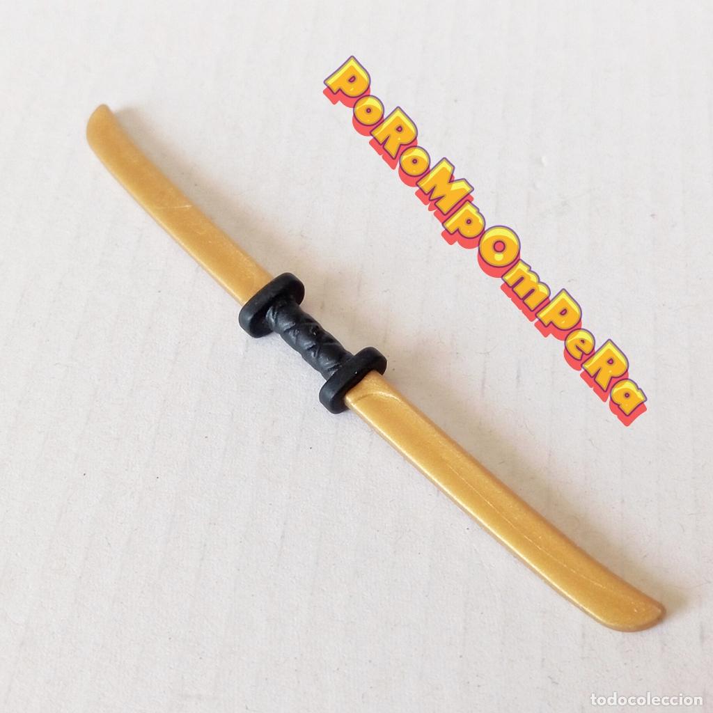 Playmobil: PLAYMOBIL KATANA DOBLE FILO DORADA MANGO NEGRO SAMURAI NINJA ESPADA GUERRERO ASI&Aacute;TICO T5