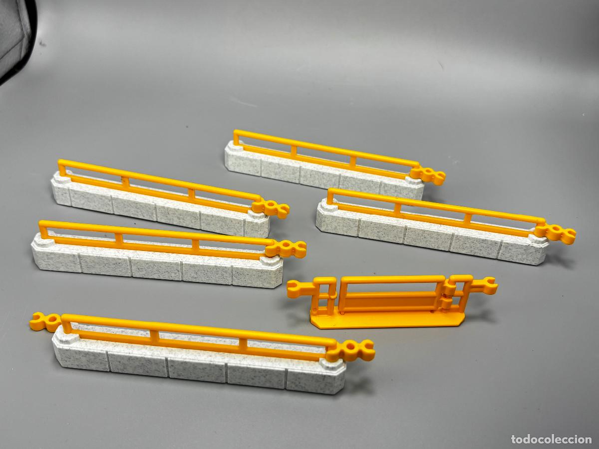 Playmobil: Playmobil lote valla con base puerta y piezas uni&oacute;n