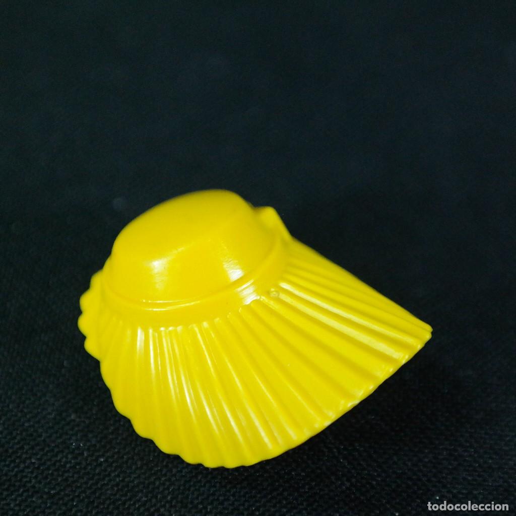 Playmobil: Playmobil sombrero amarillo primera epoca ☼
