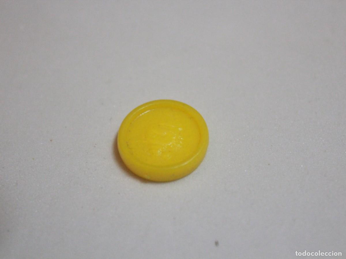 Playmobil: Accesorio playmobil tapa amarilla para barril garrafa o dep&oacute;sito