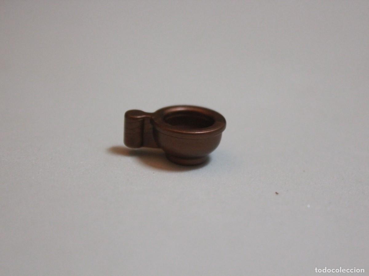 Playmobil: Accesorio playmobil taza marr&oacute;n cocina campamento medieval