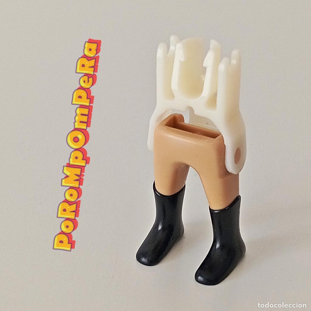Playmobil: PLAYMOBIL PIERNA PANTAL&Oacute;N AMAZONA BEIGE BOTA ALTA NEGRA + ESQUELETO COMPLETAR/CUSTOM JINETE T6