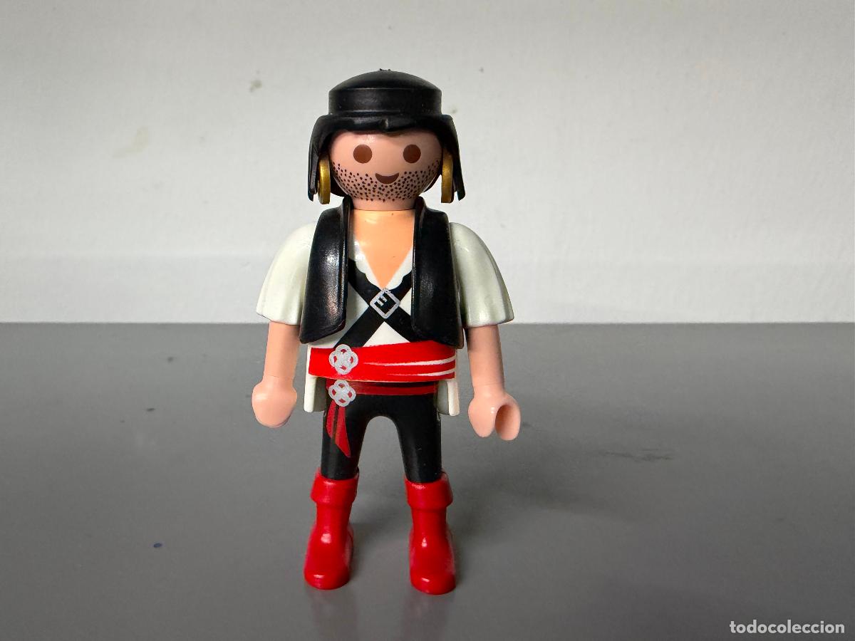 Playmobil: PLAYMOBIL figura pirata botas rojas y chaleco corto pendiente - mix21