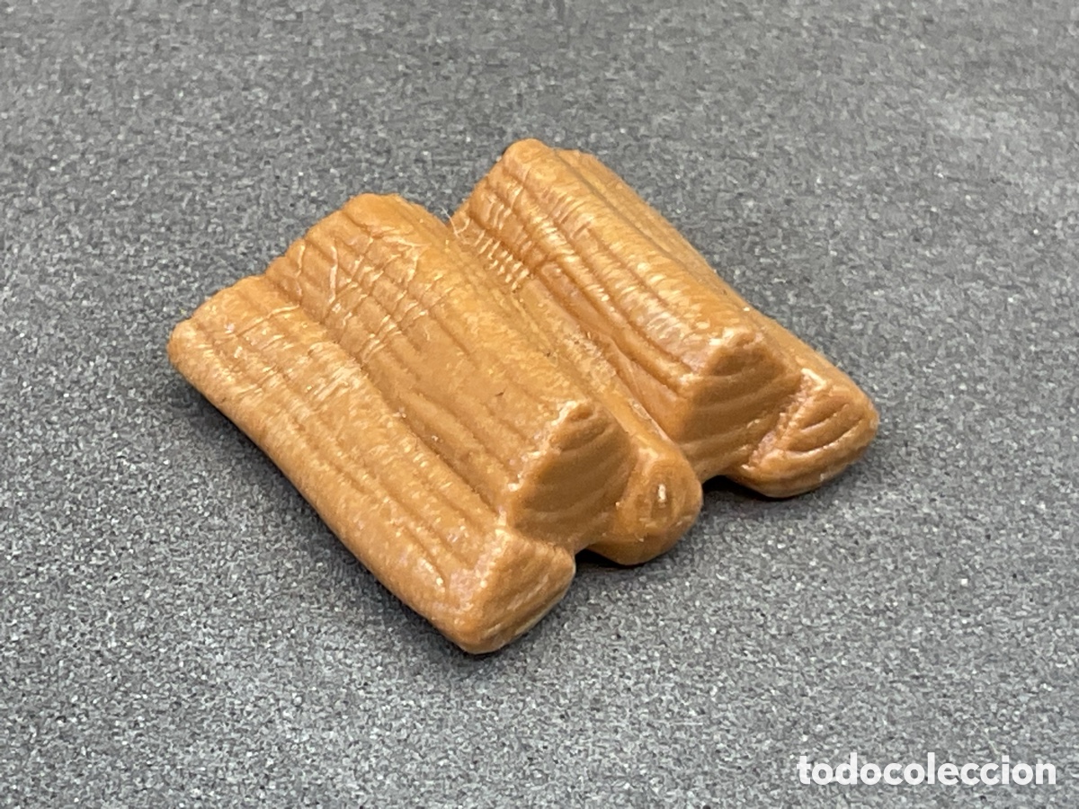 Playmobil: ACCESORIO PLAYMOBIL. LE&Ntilde;A MADERA.