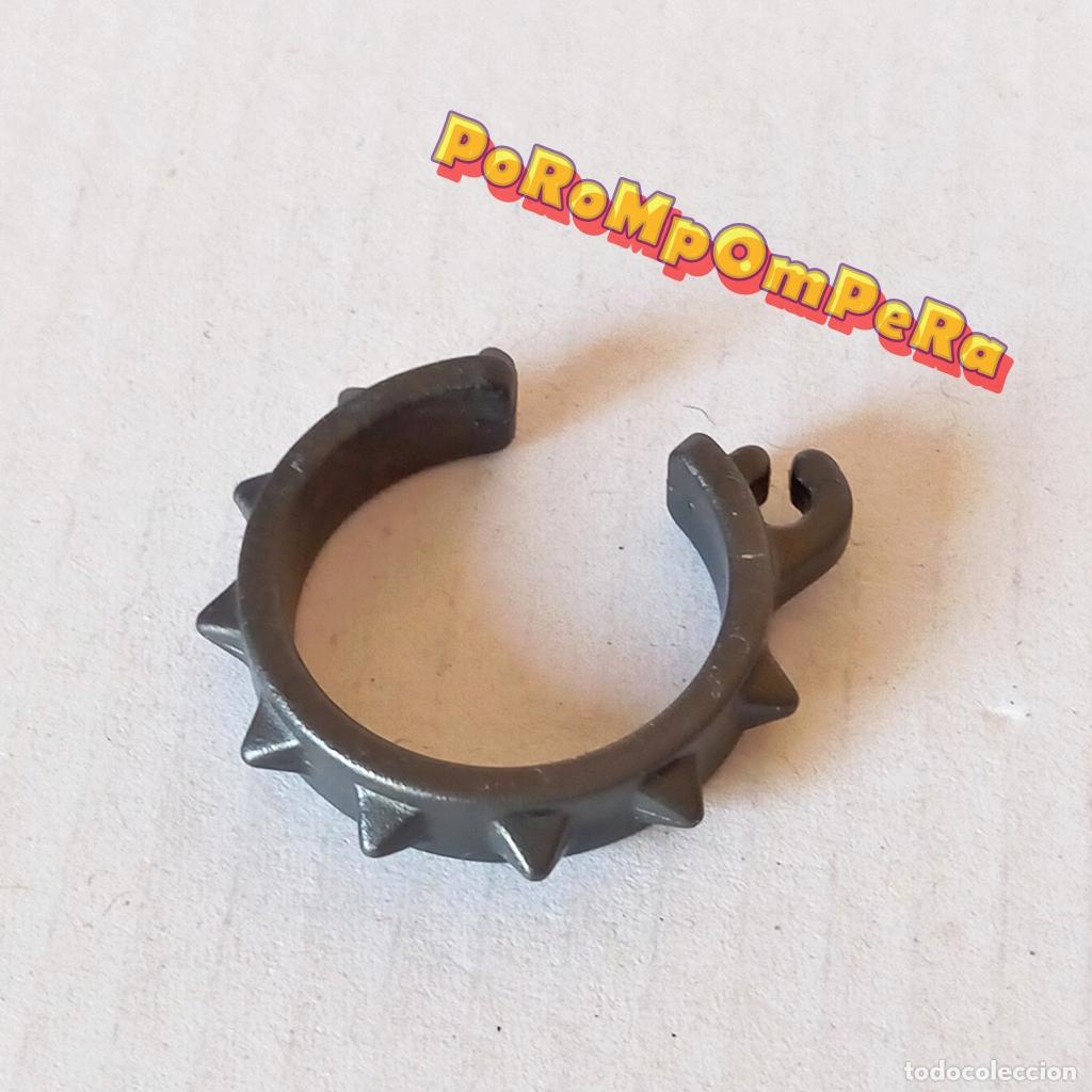 Playmobil: PLAYMOBIL GRILLETE OSCURO TOBILLO DRAG&Oacute;N O MU&Ntilde;ECA OGRO MEDIEVAL ARO ARGOLLAS T7