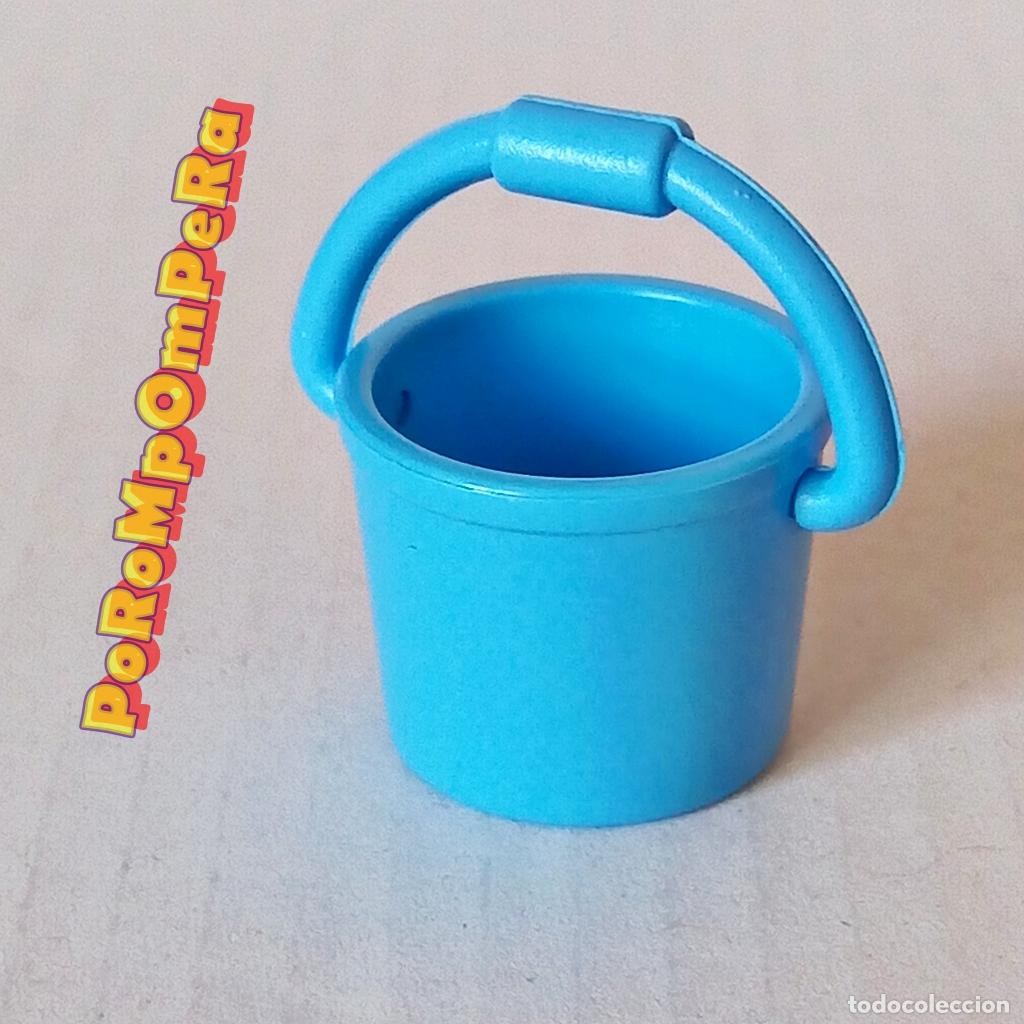 Playmobil: PLAYMOBIL CUBO CON ASA AZUL CLARO OESTE MEDIEVAL GRANJA LIMPIEZA BOMBERO POLIC&Iacute;A CASTILLO FUERTE T7
