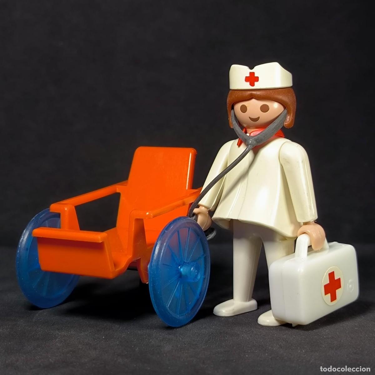 Playmobil: Playmobil enfermera con silla de ruedas ☼